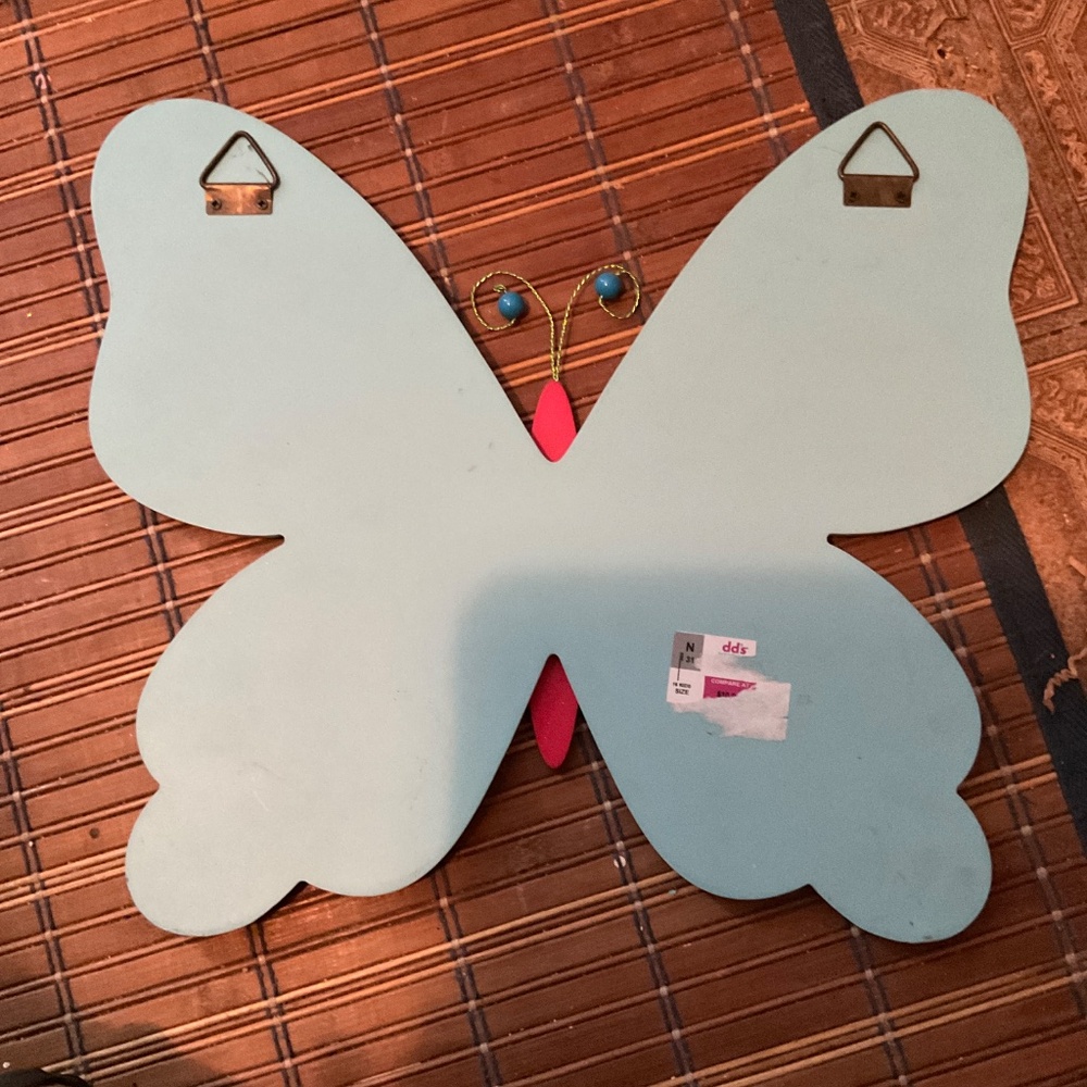 3D Bttetfly wall hanging. K160 - Picture 2 of 2